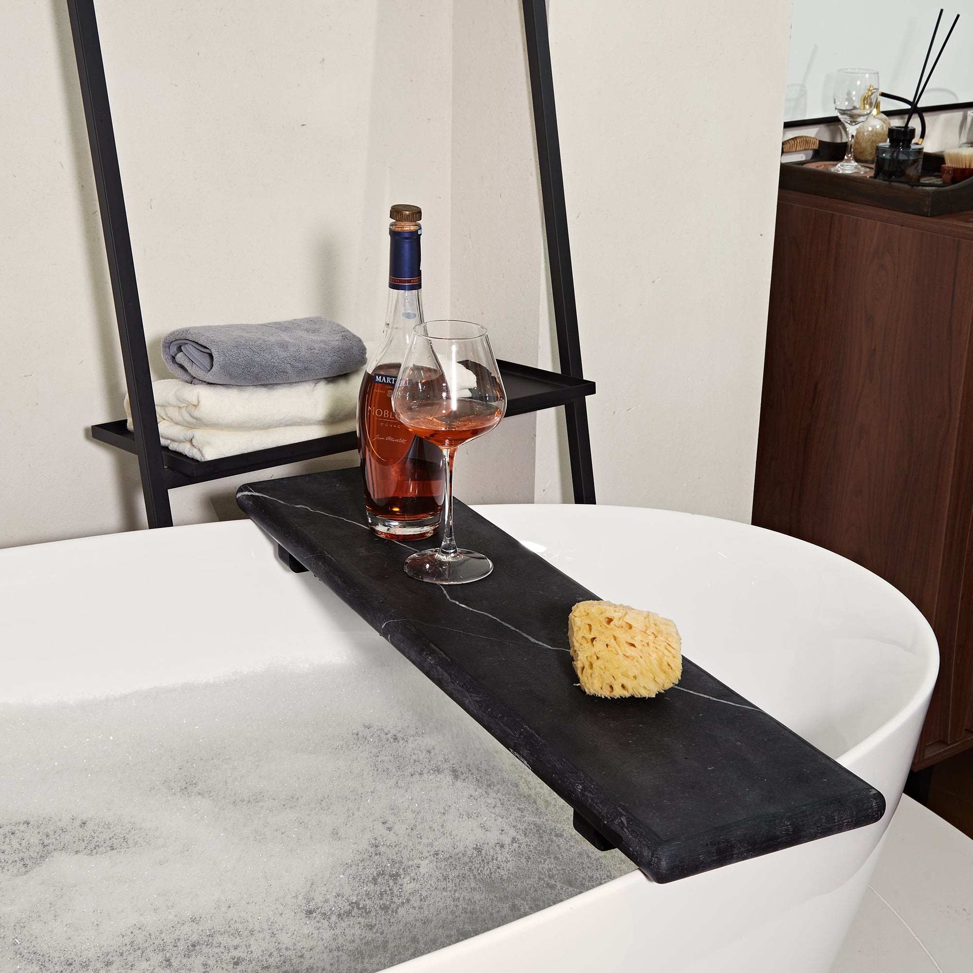 Handcrafted Black Marquina Marble Bath Accessories - Unique and Chic Bathroom Supplies for Elegant Decor