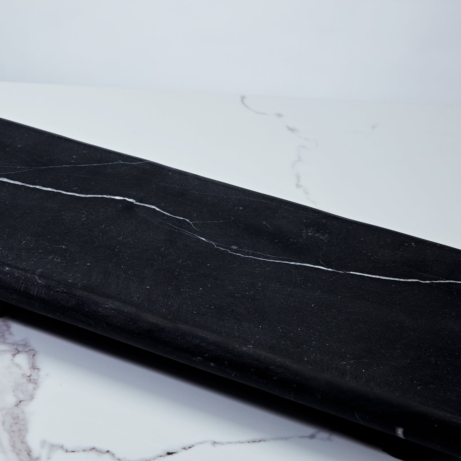 Handcrafted Black Marquina Marble Bath Accessories - Unique and Chic Bathroom Supplies for Elegant Decor