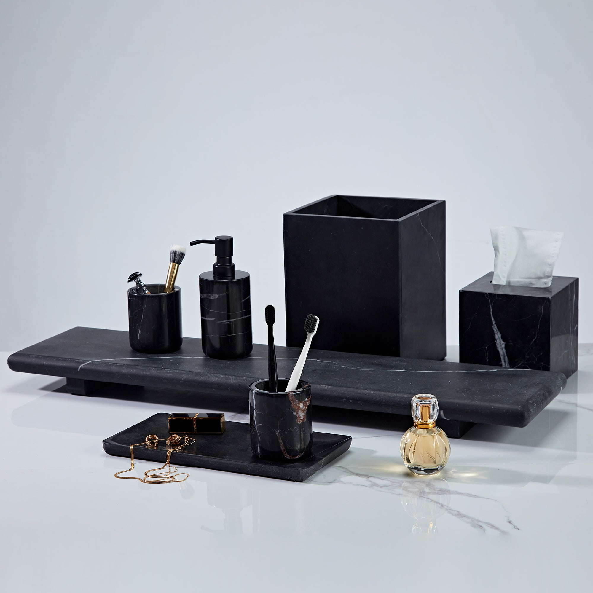 Handcrafted Black Marquina Marble Bath Accessories - Unique and Chic Bathroom Supplies for Elegant Decor