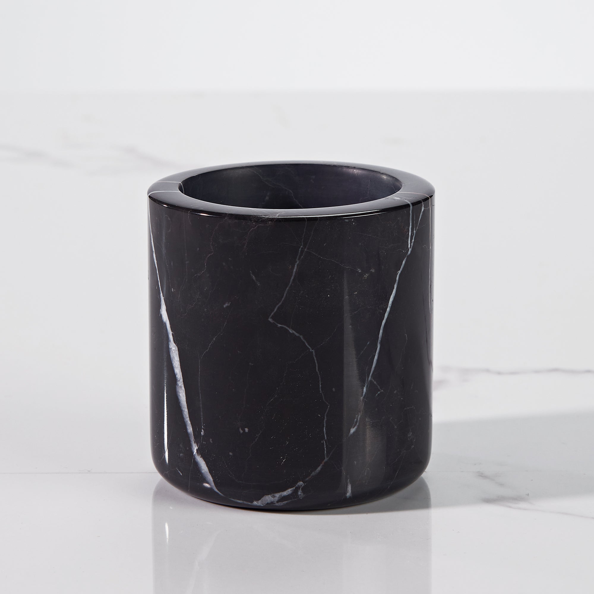 Handcrafted Black Marquina Marble Bath Accessories - Unique and Chic Bathroom Supplies for Elegant Decor