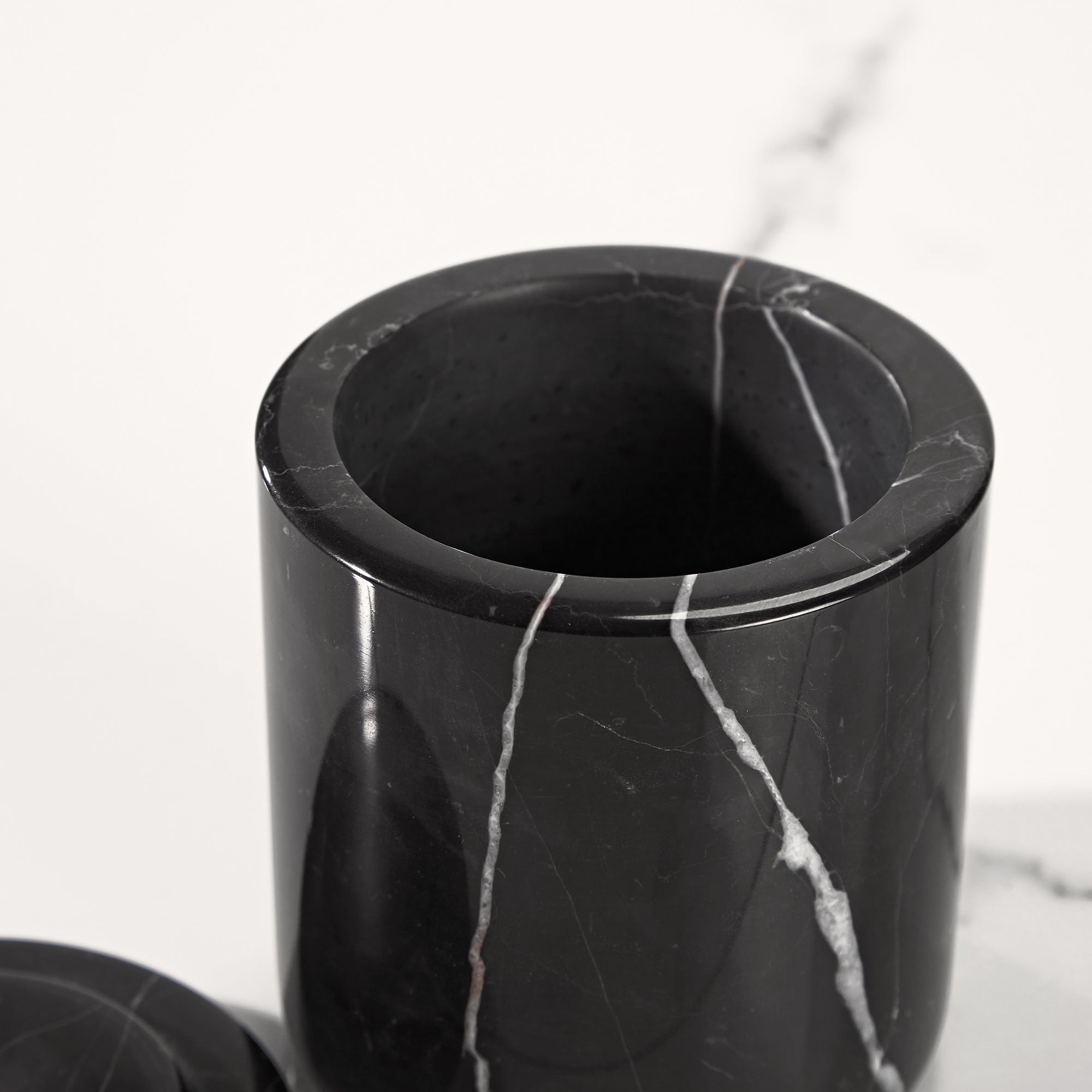 Handcrafted Black Marquina Marble Bath Accessories - Unique and Chic Bathroom Supplies for Elegant Decor