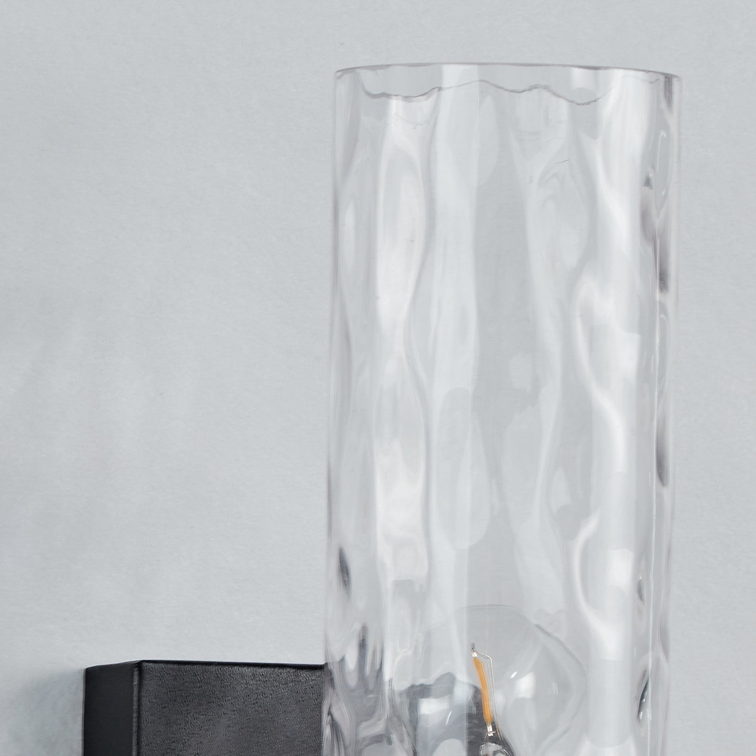 Transparent Glass Cylinder - Sleek Handcrafted Wall Lamps for Optimal Light, Suitable for Bathrooms and Living Rooms