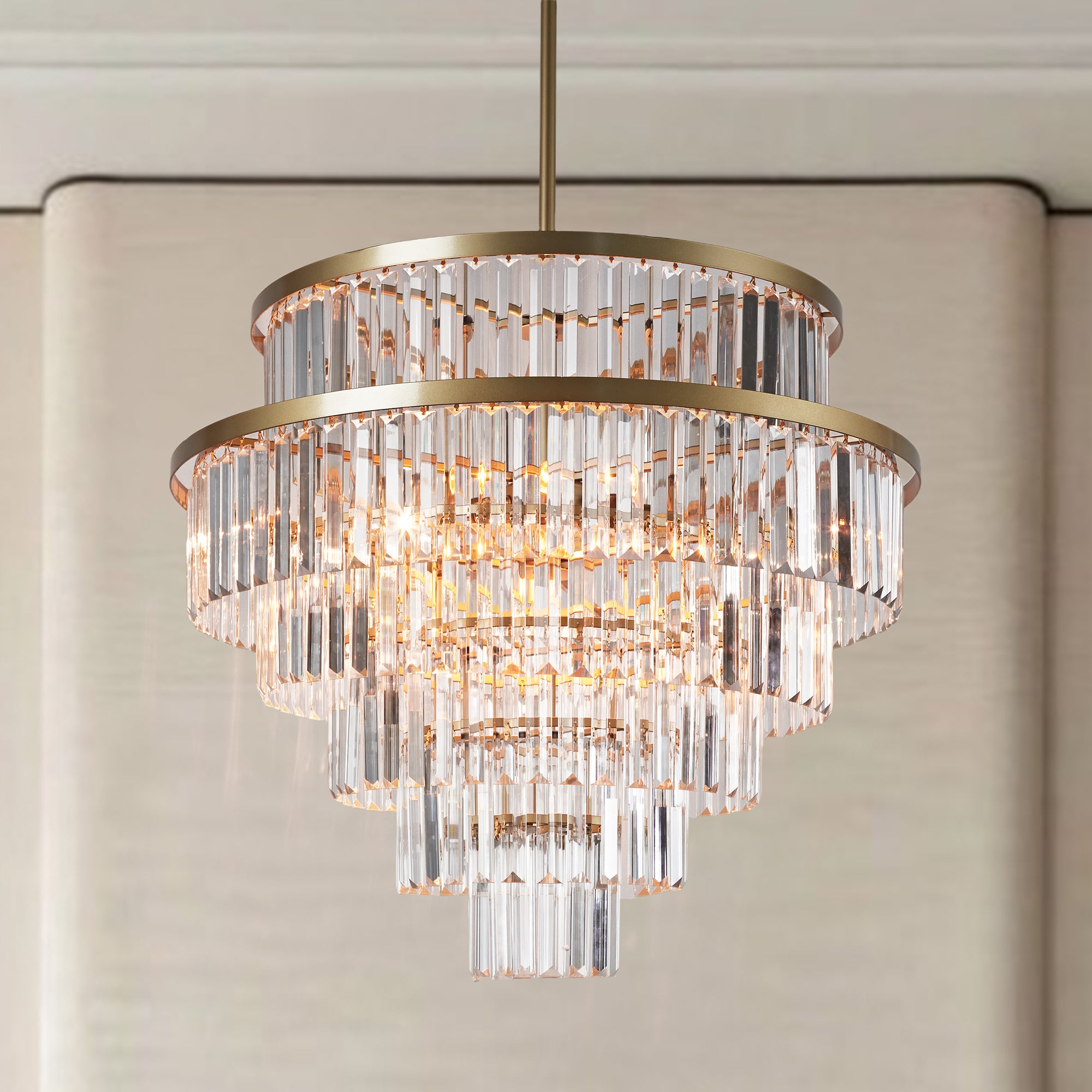 Crystal Elegance Vintage Brass Living Room Chandelier - Stunning Fixture with Clear Faceted Crystals, Suitable for Living Room