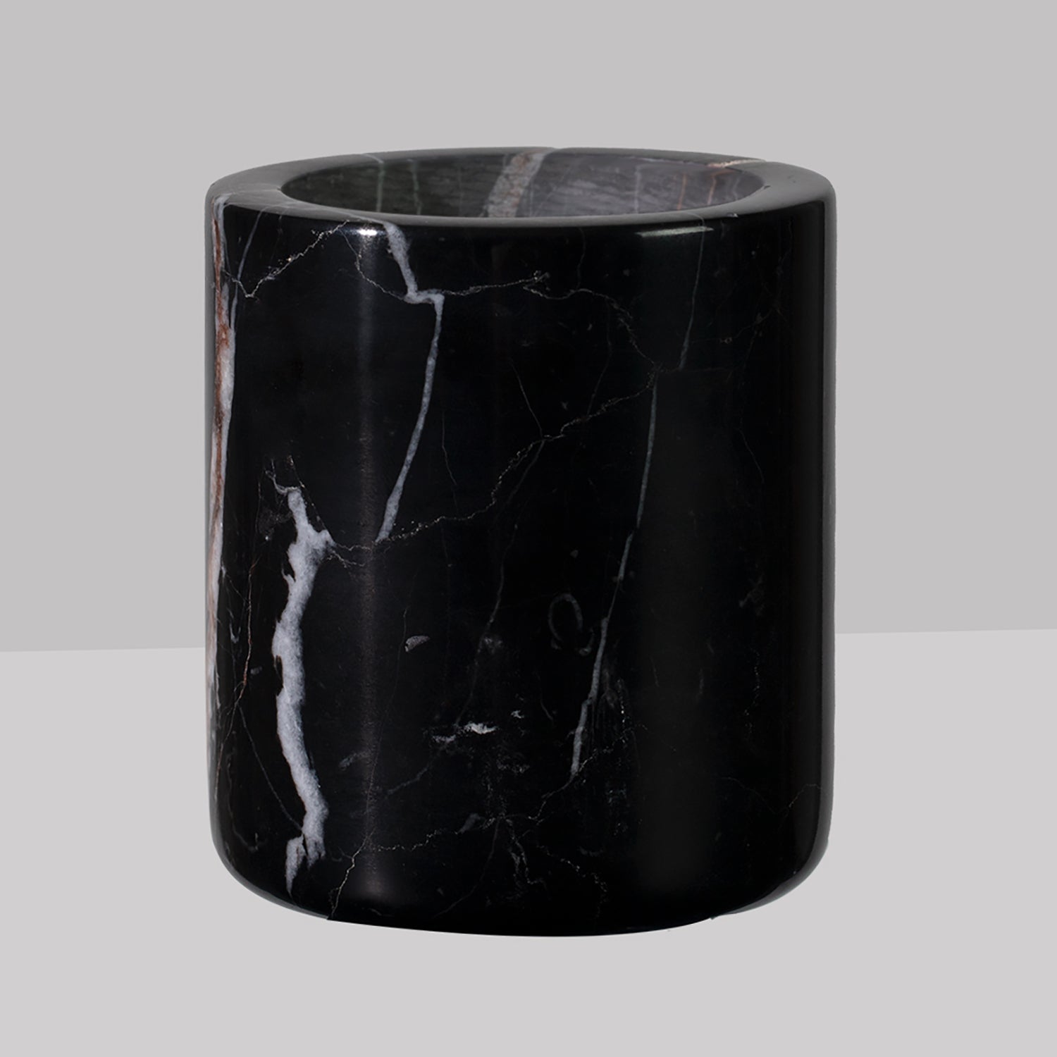 Handcrafted Black Marquina Marble Bath Accessories - Unique and Chic Bathroom Supplies for Elegant Decor