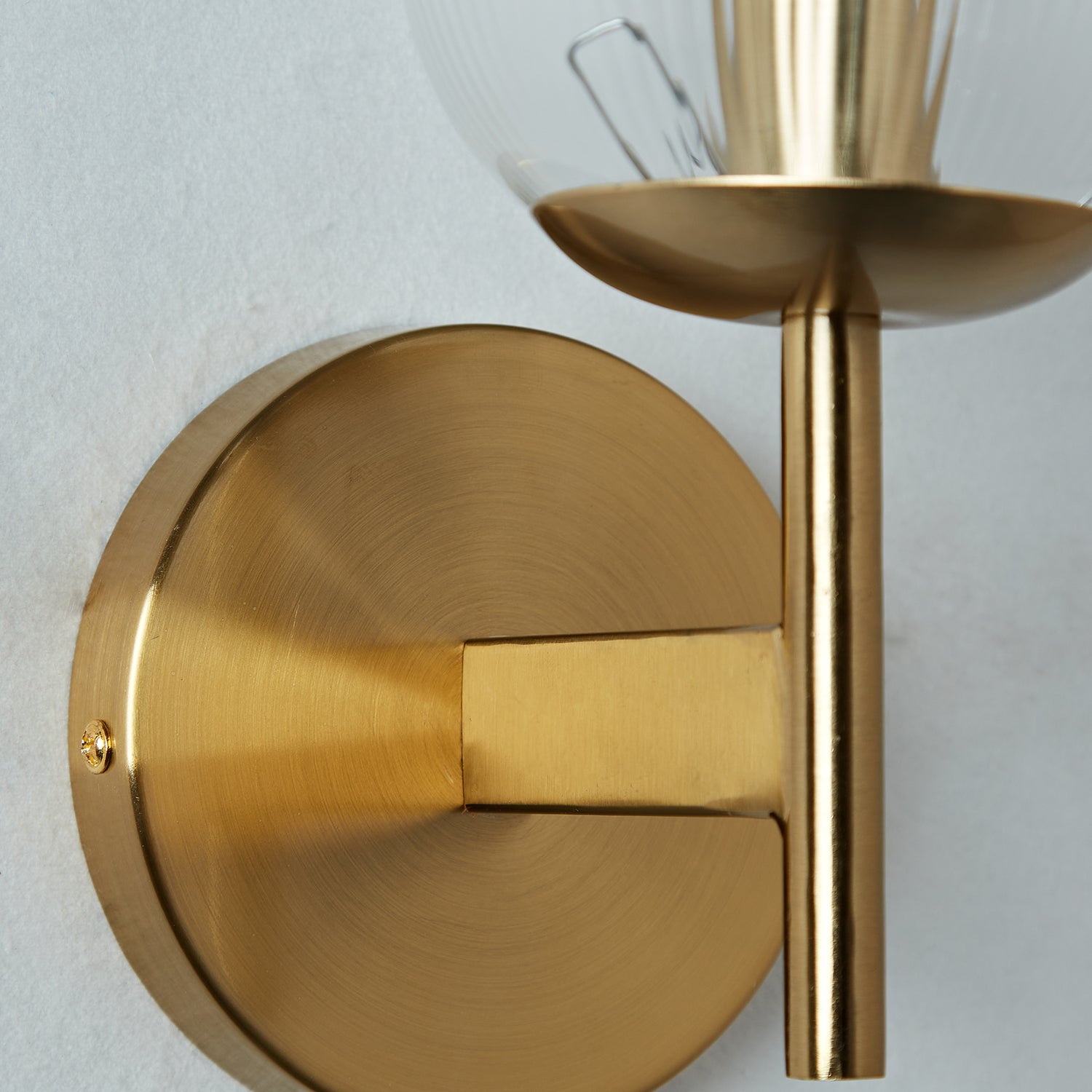 Antique Bronze Bell-Shaped Wall Sconce with Ribbed Glass Shade for Indoor Lighting - Perfect for Bathrooms and Bedrooms