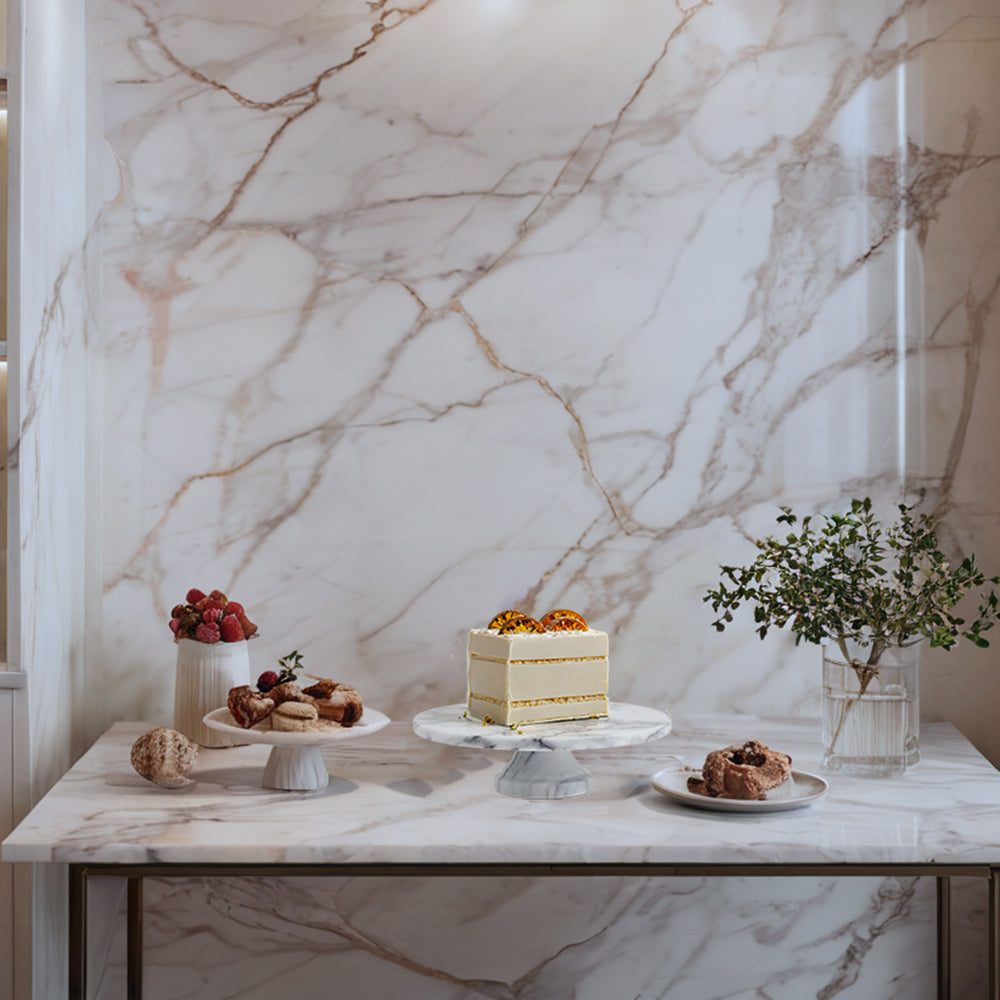 Unique Marble Cake Stand with Footed Base for Festive Presentation - Perfect for Showcasing Cake on Cake Stand