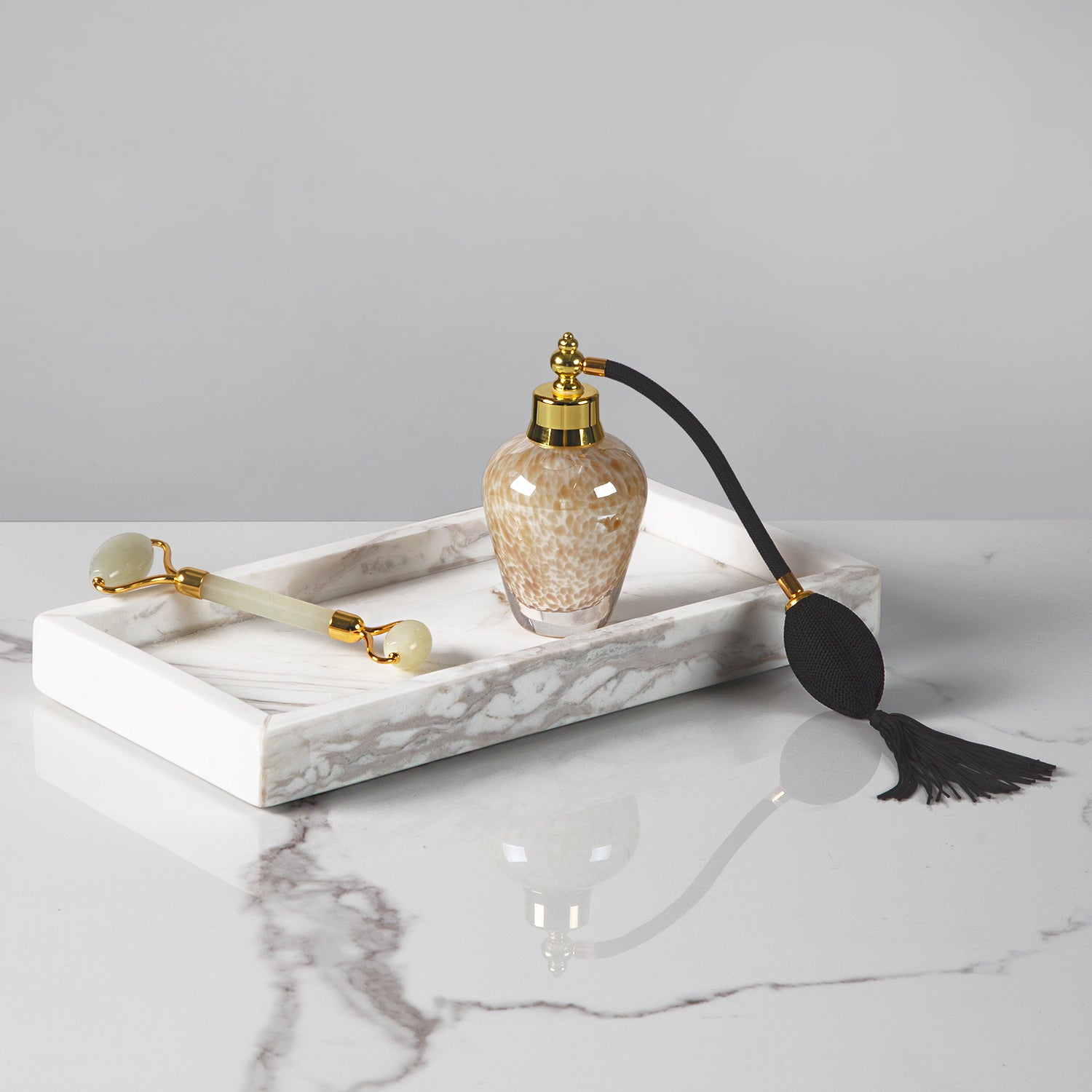 Polished Arabascato Marble Bath Accessories with Stainless Steel Pump - Elegant Decor for Marble Bathrooms, Featuring Unique Veining